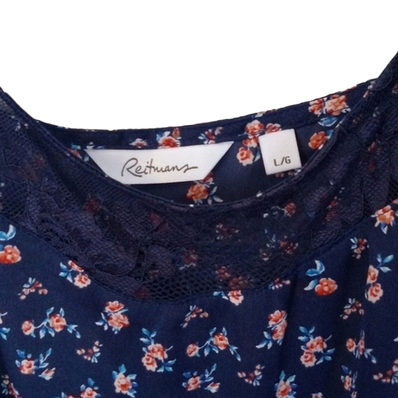 Reitmans dark blue floral lace rim tank top - Picture 3 of 4